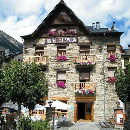 Hotel Lamoga Llavorsí 외부 사진