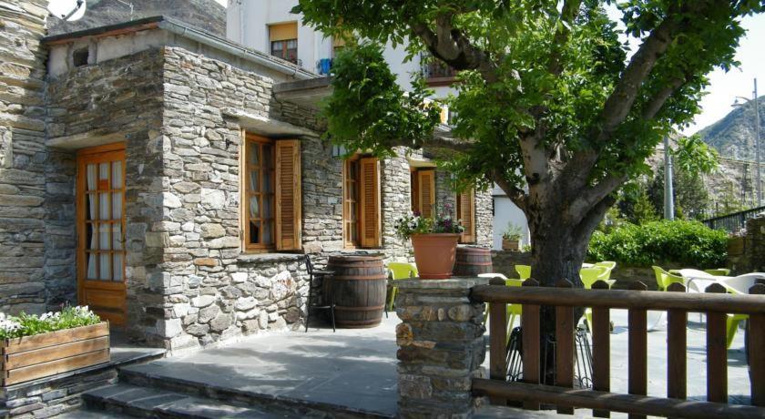 Hotel Lamoga Llavorsí 외부 사진