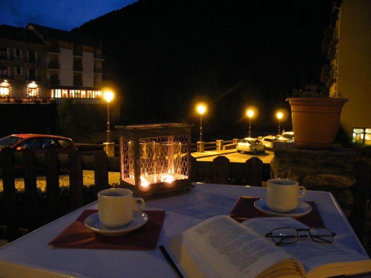 Hotel Lamoga Llavorsí 외부 사진