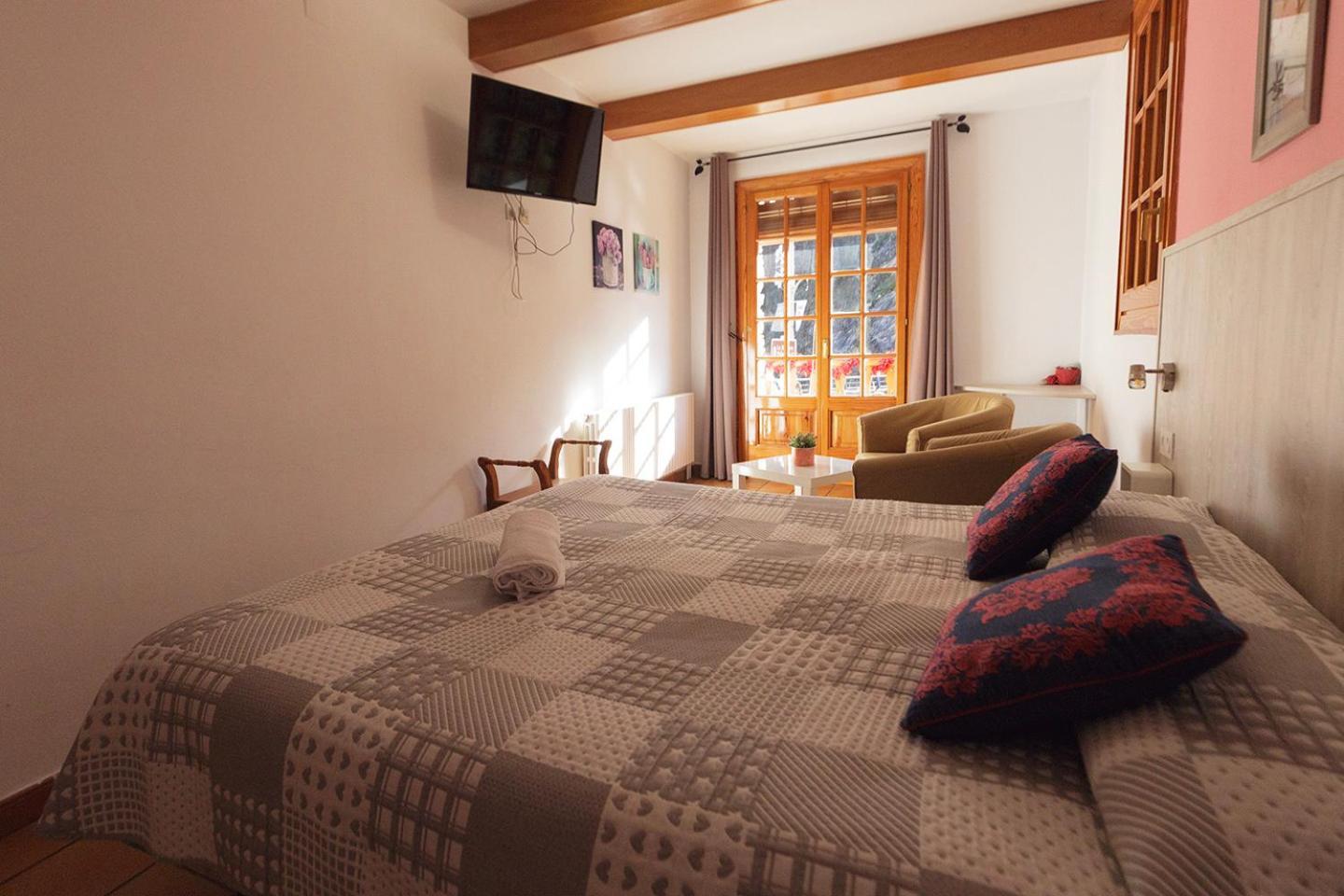 Hotel Lamoga Llavorsí 외부 사진